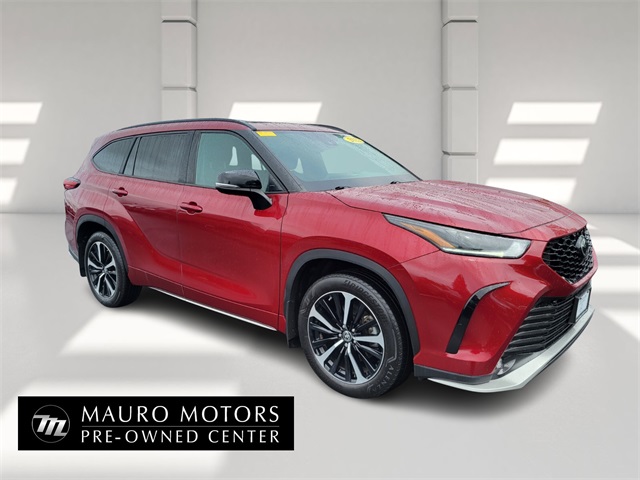 2022 Toyota Highlander XSE