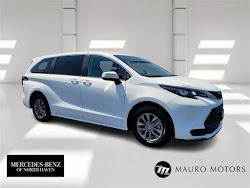 2024 Toyota Sienna LE