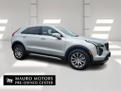 2022 Cadillac XT4 Premium Luxury
