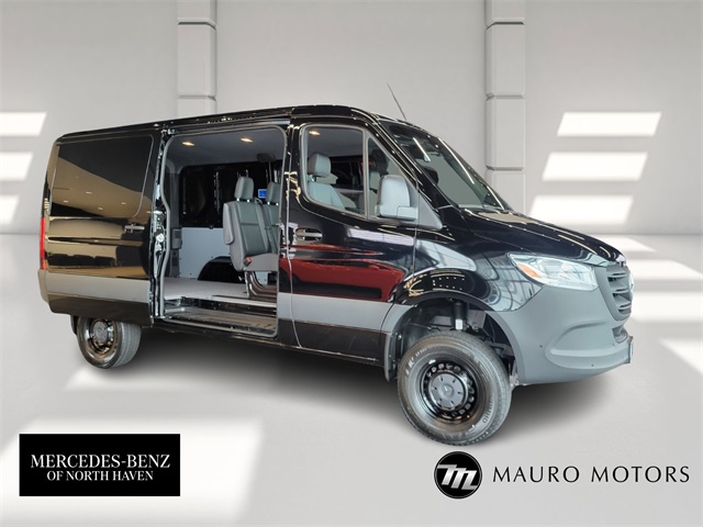 2025 Mercedes-Benz Sprinter 2500 Crew 144 WB