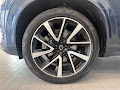 2022 Volvo XC90 T6 Momentum