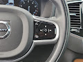 2022 Volvo XC90 T6 Momentum