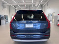 2022 Volvo XC90 T6 Momentum