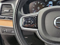 2022 Volvo XC90 T6 Momentum