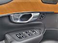 2022 Volvo XC90 T6 Momentum