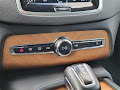 2022 Volvo XC90 T6 Momentum
