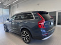 2022 Volvo XC90 T6 Momentum