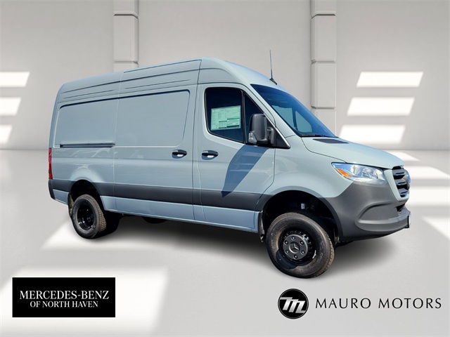 2025 Mercedes-Benz Sprinter 3500 Cargo 144 WB