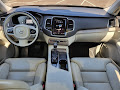 2022 Volvo XC90 T6 Inscription