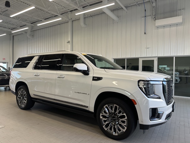 2023 GMC Yukon XL Denali Ultimate