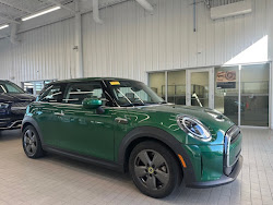2022 MINI Cooper SE Electric Signature