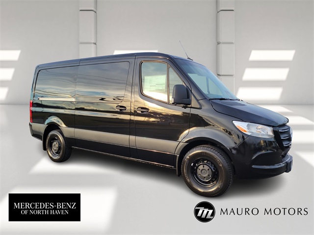 2026 Mercedes-Benz Sprinter 2500 Crew 144 WB