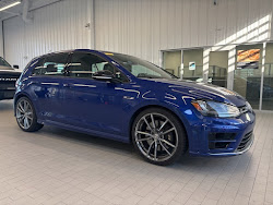 2017 Volkswagen Golf R DCC & Navigation 4Motion