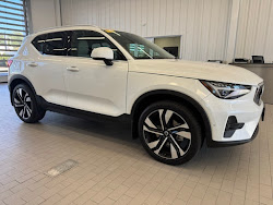 2024 Volvo XC40 Ultimate