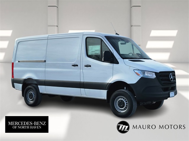 2026 Mercedes-Benz Sprinter 2500 Cargo 144 WB