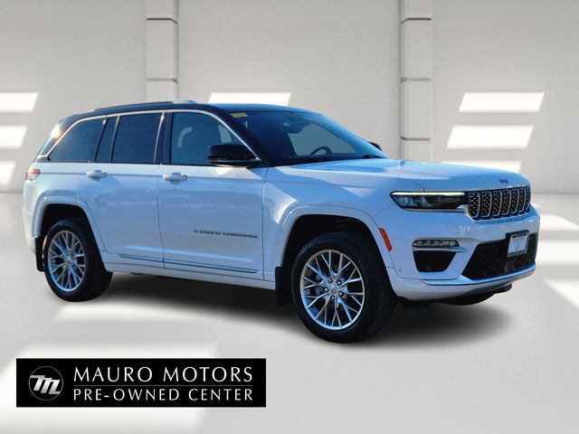 2022 Jeep Grand Cherokee Summit