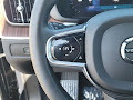 2023 Volvo XC60 B5 Ultimate Bright Theme