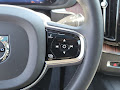 2023 Volvo XC60 B5 Ultimate Bright Theme