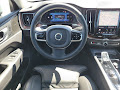 2023 Volvo XC60 B5 Ultimate Bright Theme