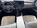 2025 Lexus ES