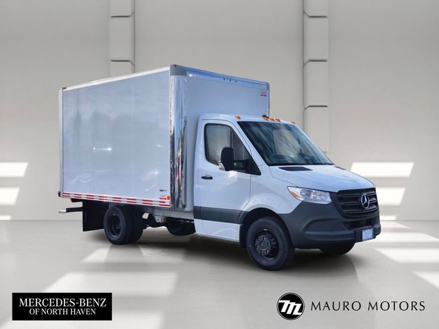 2026 Mercedes-Benz Sprinter 4500 BOX TRUCK