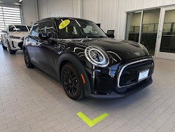 2022 MINI Cooper 