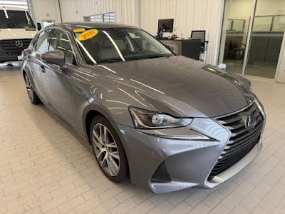 2020 Lexus IS